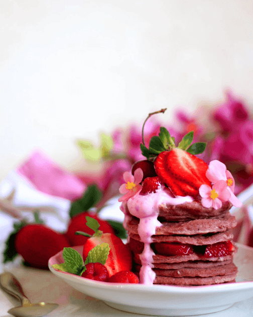 PRETTY IN PINK PANCAKES – Just Blends