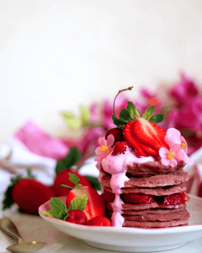 PRETTY IN PINK PANCAKES